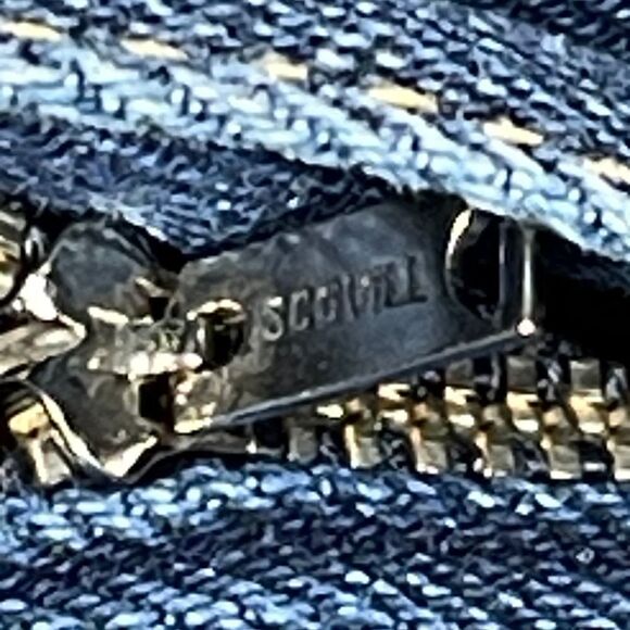 24w RARE 70s USA Vintage Rustler by Wrangler Women's Cutoffs - Picture 4 of 9